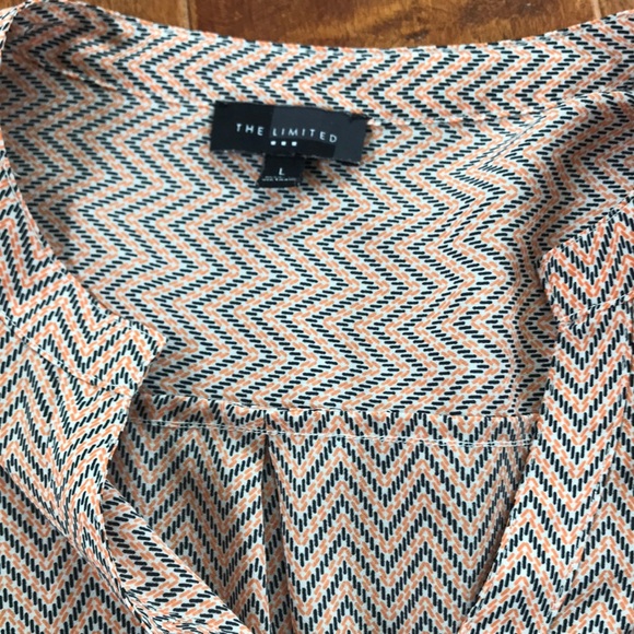 Limited blouse! - Picture 2 of 6